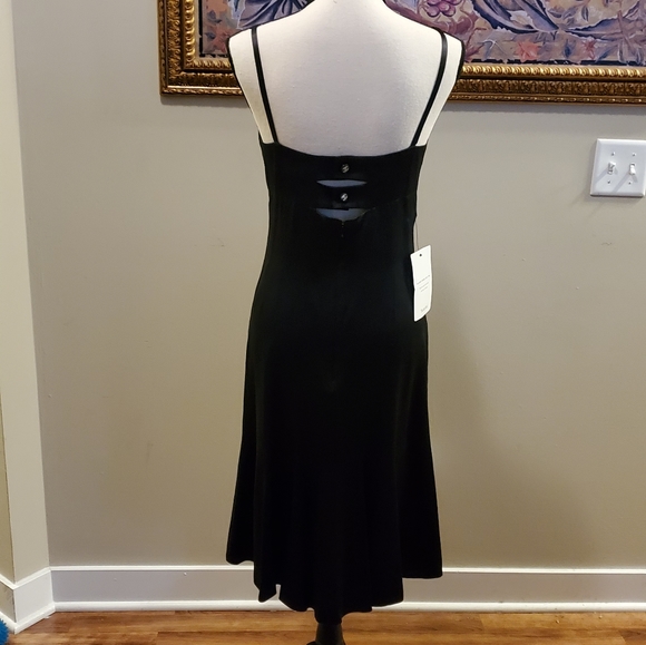 CHANEL AUTHENTIC EUC BLK SILK CAGE BACK- 06 Runway - Picture 7 of 8